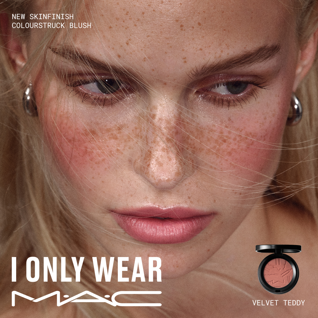 M·A·C Cosmetics image ad — Blush Bronzer. Momentul tău