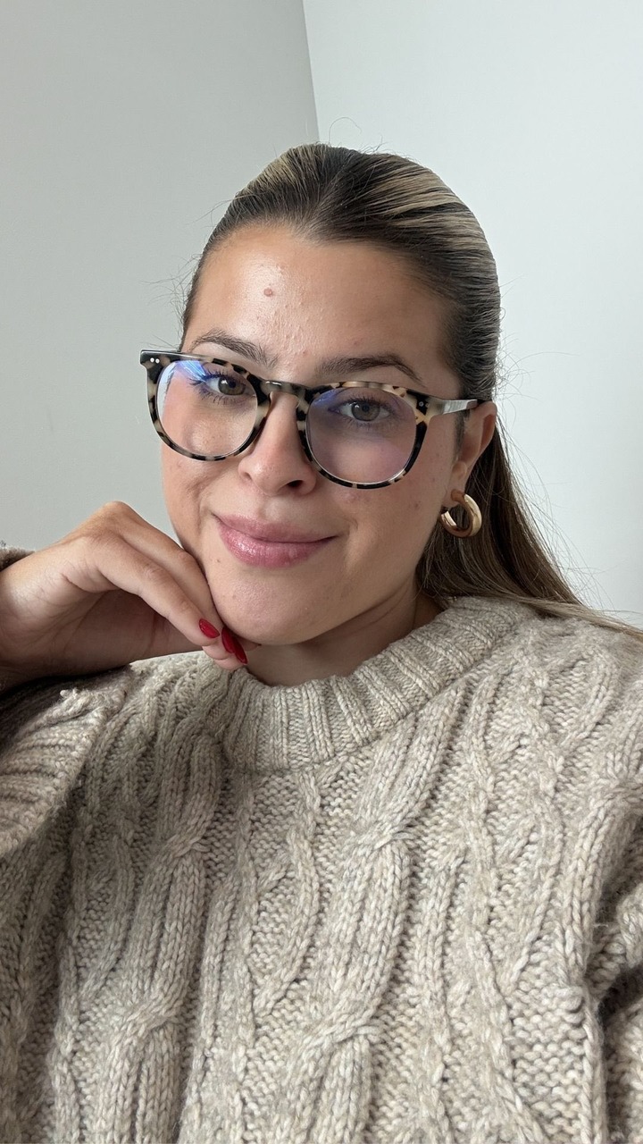 EyeBuyDirect video ad — New Year, New(ish) Me