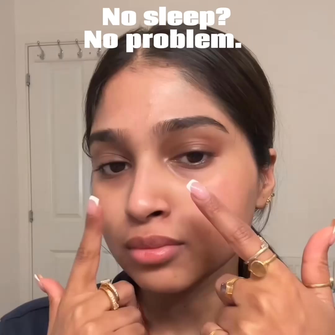 Huda Beauty video ad — Blur Like Magic.